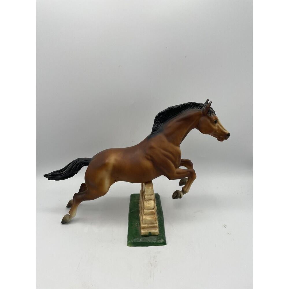 Vintage Breyer Horse 1970s Traditional Size Bay Jumping Horse Model w/ Jump